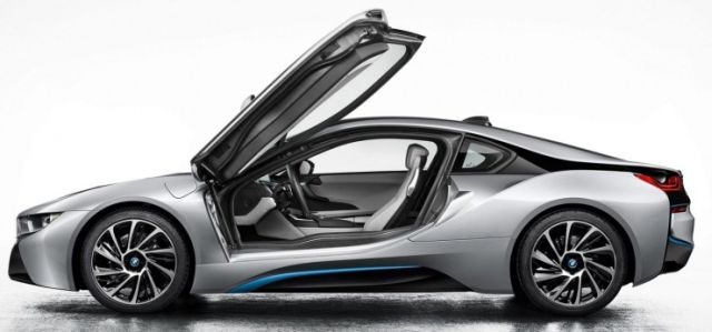 Après la BMW électrique i-3, la version i-8 sera lancée l'année prochaine.